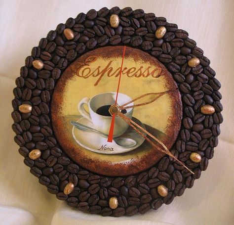 30 Funky Wall Clock Design Ideas Personalizing Interior Decorating with DIY Home Accessories Wall Clock Design Ideas, Coffee Clock, Funky Wall Clocks, Coffee Bean Art, Clock Design Ideas, Diy Interior Decor, Handmade Wall Clocks, Diy Home Accessories, Inexpensive Crafts