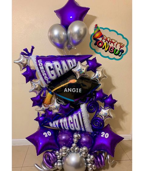 Graduation Balloons Bouquet 🎓 Balloon Bouquet Delivery, Balloons Bouquet, Balloon Business, Balloon Bouquet Diy, Graduation Balloons, Diy Balloon, Balloon Decor, Decorations Party, Balloon Diy