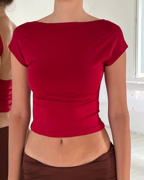 Ruby Top, Looks Pinterest, Backless Top, Mode Inspo, Looks Chic, Red Top, Looks Style, Looks Vintage, Dream Clothes