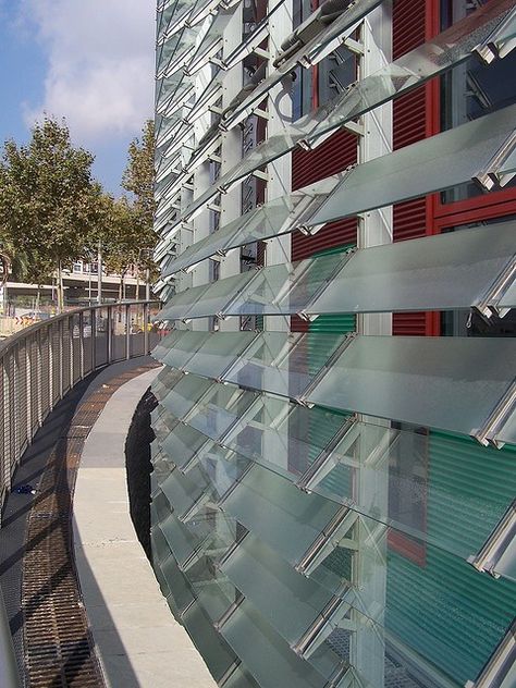 Barcelona: louvered windows cover the Torre Agbar building Louvered Windows, Rain Screen, Glass Louvers, Jalousie Window, Kinetic Architecture, Facade Detail, Maquette Architecture, Window Construction, Barcelona Architecture