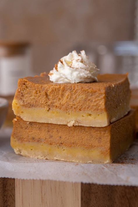 Easy creamy pumpkin pie bars with shortbread crust Shortbread Desserts, Bars With Shortbread Crust, Pumpkin Pie Crust, Creamy Pumpkin Pie, Pumpkin Pie Bars Recipe, Easy Dessert Bars, Lifestyle Of A Foodie, Fall Eats, Pie Bar Recipes