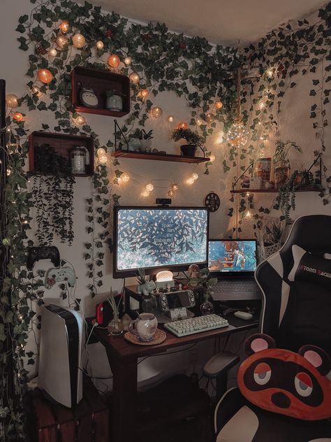 Aesthetic Gaming Room, Comfy Bedrooms, Gaming Room Ideas, Games Room Inspiration, Ewolucje Eevee, Aesthetic Gaming, Nerd Room, Game Setup, Cozy Desk