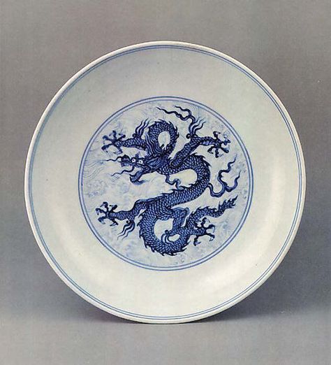 Dish with Dragon and Clouds- 15th century Dragon Ceramics, Chinese Tableware, Dragon Plate, Asian Art Museum, Asian Dragon, Chinese Pottery, Blue And White Porcelain, Porcelain Blue, Blue And White China