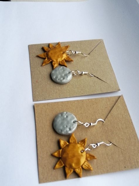 Sun And Moon Clay Earrings, Moon Polymer Clay Earrings, Clay Keychain, Clay Magnets, Clay Bracelet, Sun And Stars, Dry Clay, Sun And Moon, Air Dry Clay