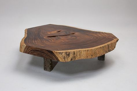 Classic Home Decor Ideas, Trunk Furniture, Rustic Wooden Coffee Table, Wood Coffee Table Rustic, Furniture Coffee Tables, Live Edge Coffee Table, Coffee Table Legs, Sofa Set Designs, Classic Home Decor