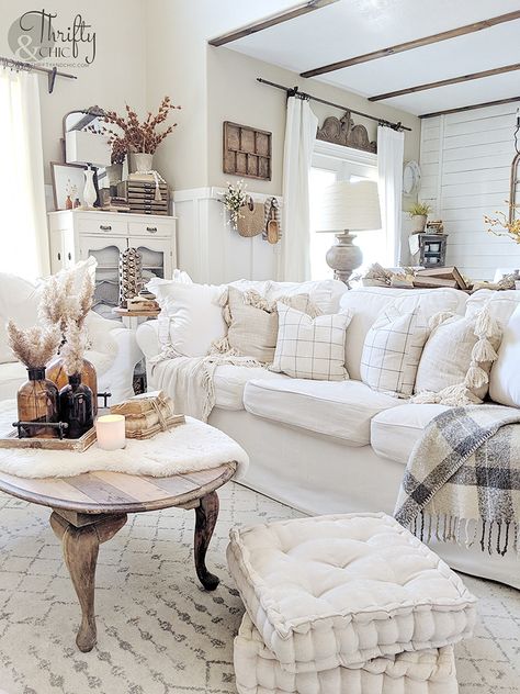 Salons Cottage, Summer Living Room Decor, Autumn Living Room, Summer Living Room, Fall Living Room Decor, Fall Living Room, French Country Living Room, Cottage Living Rooms, Neutral Living Room