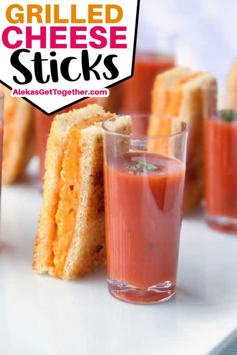 These Mini Grilled Cheese Sticks are the perfect fancy appetizer to serve at any party. They're made in the oven so you can prep large batches ahead of time that will serve a crowd! Pair your sticks with ready-made tomato soup and pour it into a cute plastic shooter for easy dipping! Tomato Soup Shooters, Grilled Cheese Sticks, Mini Grilled Cheese, Baked Grilled Cheese, Bite Size Appetizers Easy, Soup Shooters, Last Minute Appetizer, Cheese Wontons, Cream Cheese Wontons