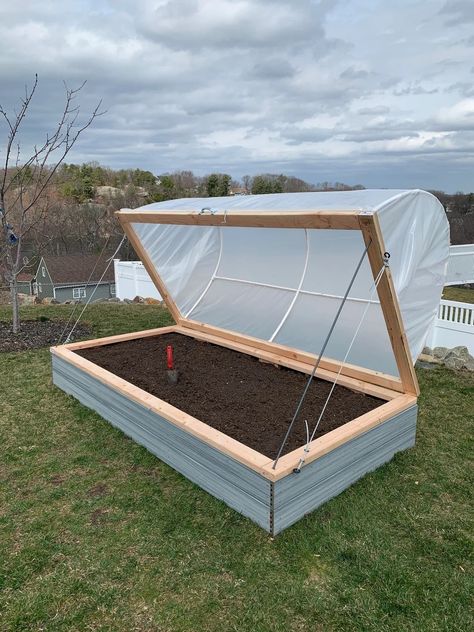 Easy Raised Garden Bed, Hoop House, Vegetable Garden Raised Beds, Building A Raised Garden, Backyard Greenhouse, Raised Garden Beds Diy, Cold Frame, Vegetable Garden Design, Raised Bed