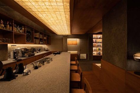 » Kurasu café by Kousou Japan Coffee Shop Design, Japanese Cafe Design, Vinyl Bar, Japanese Coffee Shop, Japanese Coffee, Cafe Counter, Indirect Lighting, French Restaurants, Coffee Shop Design