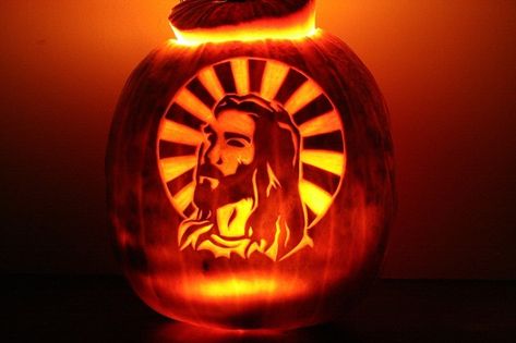 Jesus Pumpkin, Lanterns Light, Christian Halloween, Pagan Festivals, Christian Holidays, Holiday Symbols, Carving Pumpkins, Pagan Rituals, Halloween Cans