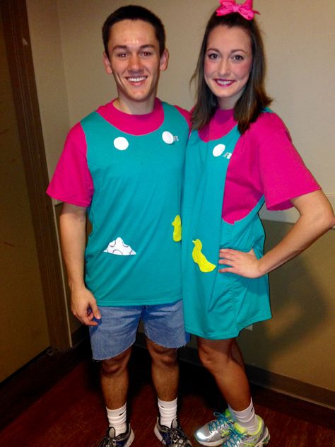 Phil and Lil Halloween Costume Rugrats Halloween Costume, Phil And Lil Costume, Rugrats Costume, Ideas Disfraz, Twin Costumes, Kostum Halloween, Diy Couples Costumes, Twin Halloween, Twin Halloween Costumes