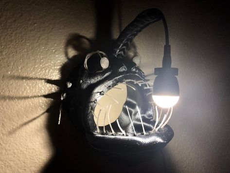 Angler+Fish+Lamp+by+sirofsky. Dark Ocean Themed Bedroom, Fish Reference, Mini Cabin, Fish Lamp, Woodwork Projects, Beneath The Sea, 3d Printing Diy, 3d Printing Pen, Angler Fish