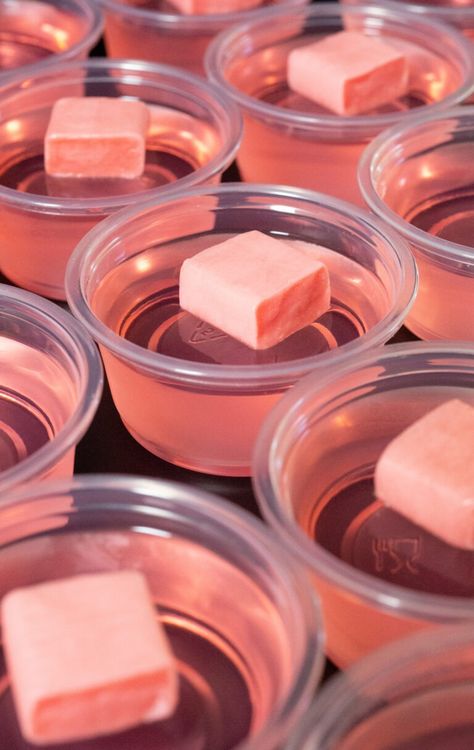 These fun and fruity pink Starburst jello shots are perfect for girl's night, bachelorette weekends, gender reveal parties and more! Pink Whitney Jello Shots, Pink Starburst Jello Shots, Starburst Jello Shots, Iced Caramel Macchiato Recipe, Pink Whitney, Caramel Macchiato Recipe, Girls Night Drinks, Macchiato Recipe, Starburst Candy