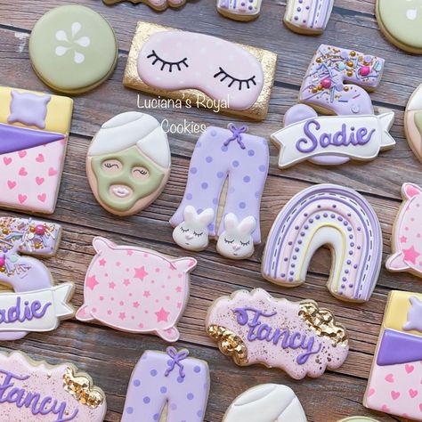 Sleepover Cookies Decorated, Pajama Party Cookies, Slumber Party Cookies, Pajama Cookies, Spa Night Party, Pajama Birthday Parties, Birthday 10, Pyjama Party, Party Cookies