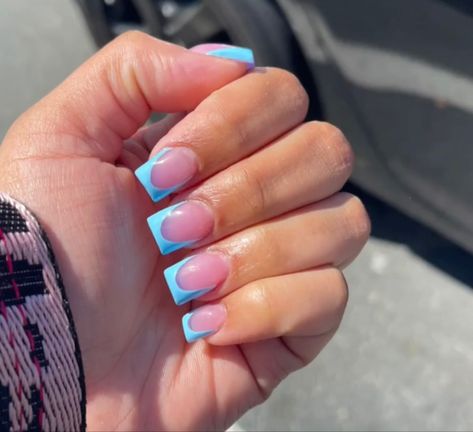 Short Blue French Tip Acrylic Nails, Sky Blue French Tip 1.5, Short Blue French Tip Nails, Baby Blue French Tip, Blue French Tip, Short French Tip Nails, Blue French Tips, Blue Nail Art, French Tip Acrylic Nails