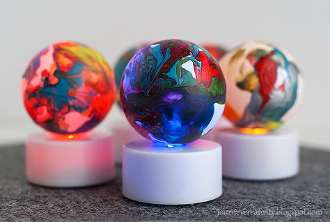 Colorful tea lights planet - Journey into Creativity Ping Pong Tea Light, Ping Pong Ball Tea Lights, Tea Light Crafts, Planet Crafts, Space Crafts For Kids, Library Programming, Solar System Crafts, Music Camp, Camp Crafts