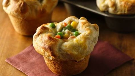 Grands!® Mini Chicken Pot Pies Chicken Pies, Individual Chicken Pot Pies, Chicken Pot Pies, Mini Chicken Pot Pies, Canned Biscuits, Muffin Tin Recipes, Salad Pasta, Pot Pies Recipes, Pot Pies