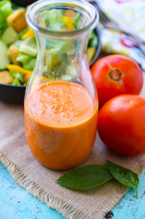 Fresh & Zesty Tomato Dressing is so easy to whip up! Your salads will thank you when you pour this dressing over the top of them. Homemade salad dressings are super-simple to make and so fresh! Tomato Onion Salad, Tomato Salad Dressing, Tomato Dressing, Homemade Salad Dressings, Arugula Pesto, Easy Salad Dressing, Spicy Peanut Sauce, Grape Salad, Onion Salad