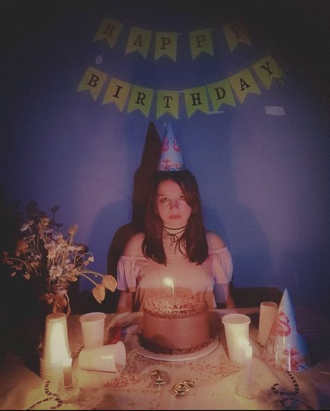 Horror Birthday Photoshoot, Birthday Theme Photoshoot, Happy Birthday Photo Ideas, Pity Party Photoshoot, Happy Birthday Photoshoot, Birthday Cake Photoshoot, Birthday Cake Photography, Birthday Party Photoshoot, Cake Photoshoot