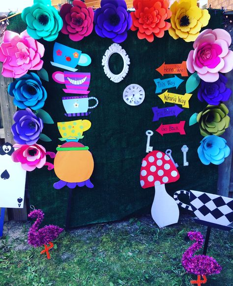 Disney Photo Backdrop, Alice In Wonderland Photo Backdrop, Alice In Wonderland Backdrop, Alice In Wonderland Props, Wonderland Backdrop, Wonderland Halloween, Alice In Wonderland Garden, Wonderland Garden, Reading Week