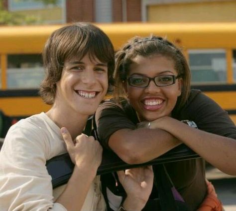 Degrassi Day Challenge Day 15 Who's your favorite Couple? Jiberty. Jt Degrassi, Tv Shows Journal, The 2000s Aesthetic, Degrassi Next Class, Degrassi Cast, Degrassi The Next Generation, Fictional Couples, His Secret Obsession, Tv Couples