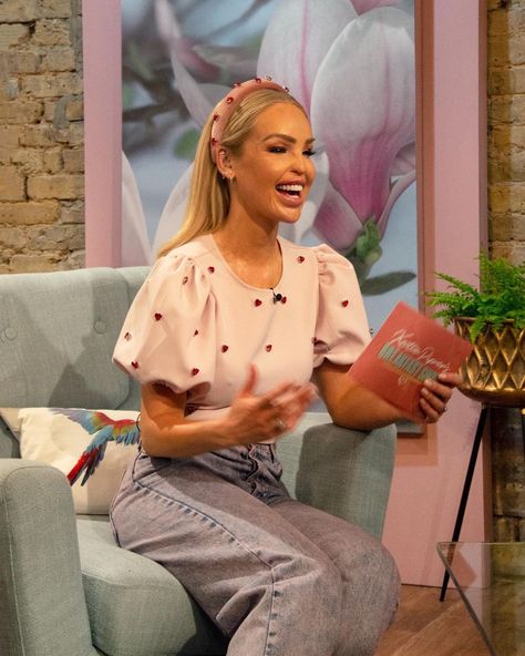 Katie Piper’s Breakfast Show (@katiepipersbreakfastshow) • Instagram photos and videos Katie Piper, Photo And Video, Instagram Photo, Instagram