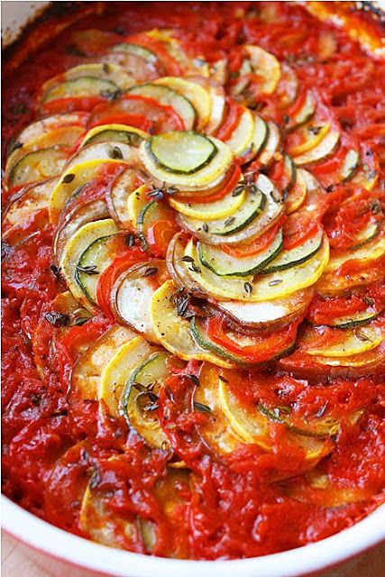 We just watched the Disney movie again. What a great family night dinner & a movie idea.The Comfort of Cooking » Layered Ratatouille Paleo Vegetarian Recipes, Ratatouille Recipe, Disney Dinner, Dinner Night, Daniel Fast, Vegetarian Paleo, Family Night, Slow Cooking, Disney Movie