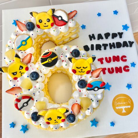 Pokémon Number Cake, Pokemon Number Cake, Pokemon Birthday Party Cake, Pokemon Theme Cake, Number Cake Design, Themed Number Cake, Pikachu Cake Birthdays, Cake Pikachu, Birthday Party Pokemon