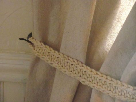 Crochet Curtain Tiebacks Free Pattern, Crochet Tie Backs, Crochet Curtain Tie Backs Free Pattern, Crochet Curtain Holder, Crochet Curtain Tie Backs, Curtain Tie Backs Diy, Crochet Tie, Brown Curtains, Rope Decor