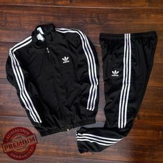 Kerala Fashion, Hype Clothing, Men Tracksuit, Men Fashion Casual Shirts, Photography Music, Track Suit Men, Adidas Originals Mens, Adidas Outfit, Track Suit