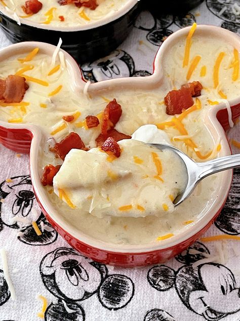 Baked Potato Soup Easy, Easy Baked Potato, Savory Bacon, Baked Potato Soup Recipe, Creamy Potatoes, Loaded Potato Soup, Loaded Baked Potato, Loaded Baked Potato Soup, Creamy Potato Soup