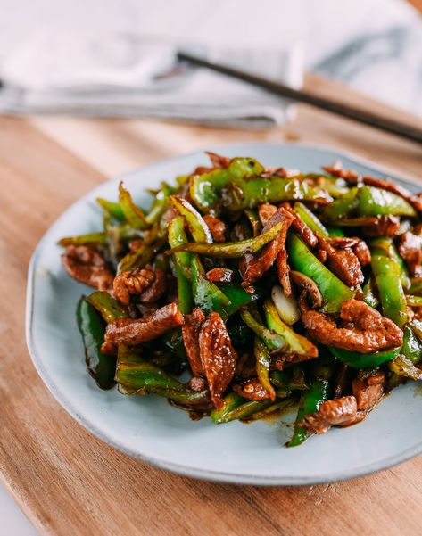 Pork and Pepper Stir-fry Mongolian Pork Stir Fry, Green Pepper Stir Fry, Pork And Pepper Stir Fry, Pepper Pork Stir Fry, Pork Shoulder Stir Fry Recipes, Chinese Pork Stir Fry, Stir Fry Pork Recipe, Pork Belly Stir Fry, Chermoula Sauce