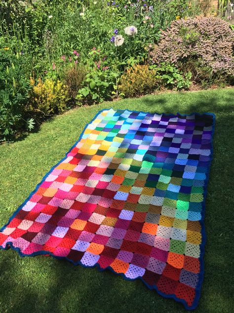 Gradient Granny Square Blanket, Ombre Granny Square Blanket, Granny Square Scrap Blanket, Random Granny Square Blanket, Easy Granny Square Crochet Pattern, Large Granny Square Blanket, Rainbow Granny Square Blanket, Easy Granny Square Crochet, Granny Square For Beginners