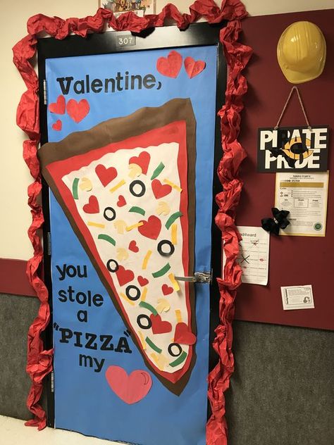 Valentine's Day Classroom Door Decorations - RecipeMagik Valentine’s Day Office Door, Valentine’s Day Door Ideas, Valentine’s Day Door Decoration, Valentine’s Day Door Decorations For Classroom, Valentines Day Door Classroom, Valentine Door Decorations For School, School Valentines Party, Valentines Door Decorations, Valentines Door Decorations Classroom