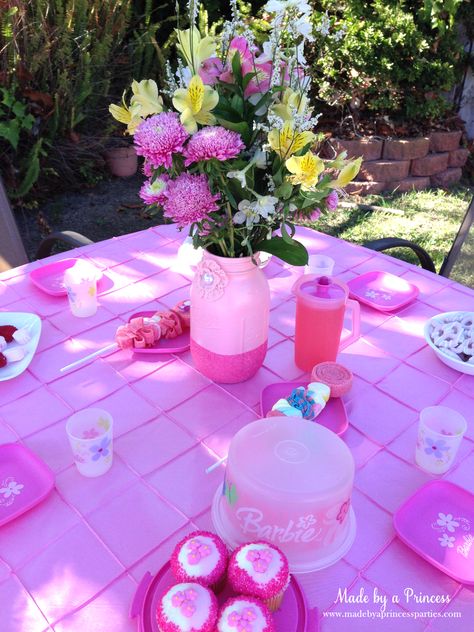 Made by A Princess: Sweet and Simple Barbie Tea Party Barbie Themed Tea Party, Barbie Tea Party, Pink Lemonade Cupcakes, Lemonade Cupcakes, Candy Kabobs, Tea Party Table, Swim Party, Tea Ideas, Beautiful Sunday