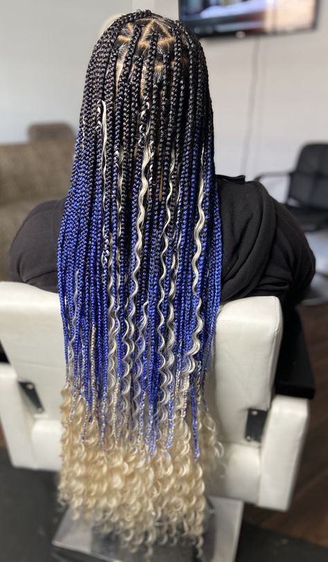 Blue Boho Knotless Braids, Waist Length Knotless Braids, Knotless Braids With Color, Boho Knotless Braids With Color, Knotless Braids With Curly Ends, Braids With Color, Pretty Braid, Medium Knotless Braids, Braids With Curly Ends