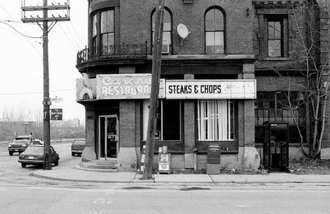 Toronto Images, Vintage Toronto, Vintage Signage, Old Toronto, Toronto City, Toronto Restaurants, Front Street, South Of The Border, The 1990s