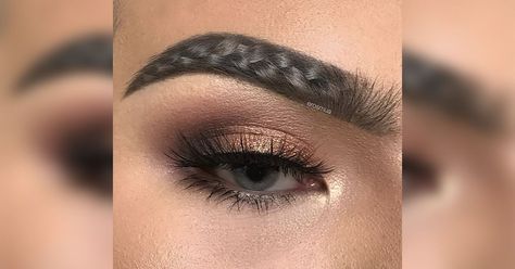 'Braided' eyebrows are the latest absurd beauty trend that truly anyone can try Braided Eyebrows, New Eyebrow Trend, Model Beauty Secrets, Eyebrow Trends, Best Eyebrow Makeup, At Home Face Mask, Skincare Natural, Skin Care Collection, Threading Eyebrows