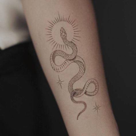 Snake And Lion Tattoo, Vintage Aesthetic Tattoos, Earthy Tattoos, Serpent Tattoo, Inner Forearm Tattoo, Aesthetic Tattoos, Snake Tattoo Design, Petite Tattoos, Forearm Tattoo Women