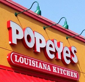 Popeye's Jambalaya Recipe - Secret Copycat Restaurant Recipes Popeyes Jambalaya Recipe, Cajun Gravy Recipe, Restraunt Recipes, Popeye Chicken, Cajun Gravy, Popeyes Restaurant, Popeyes Fried Chicken, Popeyes Louisiana Kitchen, Chain Restaurants