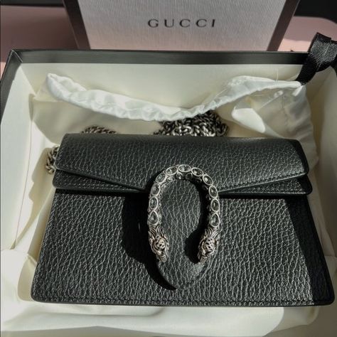 Gucci Super Mini Dionysus Bag, Gucci Small Bag, Gucci Super Mini, Gucci Mini Bag, Mini Bag Black, Gucci Pouch, Gucci Gg Marmont Matelasse, Gucci Purse, Micro Bag