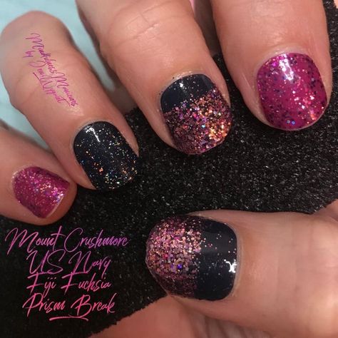 Join My Vip Group, Color Street Mixed Mani, Colorstreet Combos, Valentines Nail, Nail Color Combos, Clear Acrylic Nails, Mixed Mani, Finger Paint, Manicure Colors