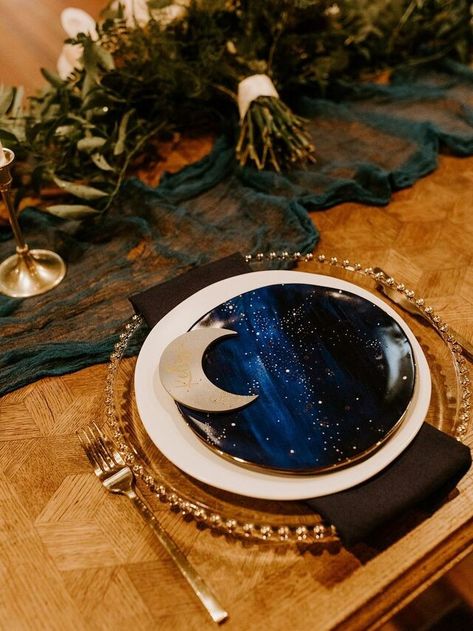 Celestial Plates, Celestial Centerpieces, Celestial Wedding Theme, Starry Wedding, Stars Wedding, Galaxy Wedding, Starry Night Wedding, Urban Wedding Venue, Moon Wedding