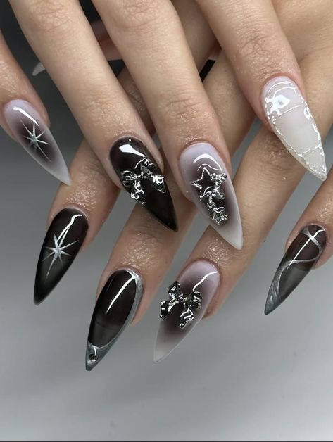 Hippie Nails, Airbrush Nails, Gothic Nails, Edgy Nails, Goth Nails, Nail Box, Grunge Nails, Nail Ring, Nails Desing