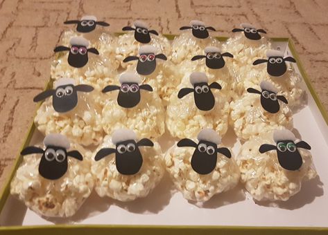 Popcorn Sheep, Baby Lamb Baby Shower, Farm Animal Party, Farm Themed Birthday Party, Sheep Crafts, Jungle Theme Birthday, Jw Pioneer Gifts, Preschool Snacks, Pioneer Gifts