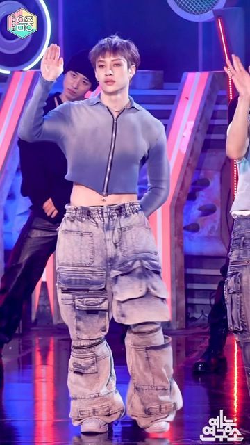 Felix Crop Top, Bangchan Crop Top, Chans Abs Skz, Kpop Boys In Crop Tops, Male Kpop Idols In Crop Tops, Bang Chan Crop Top, Savage Kids, Men Looks, Baby Daddy