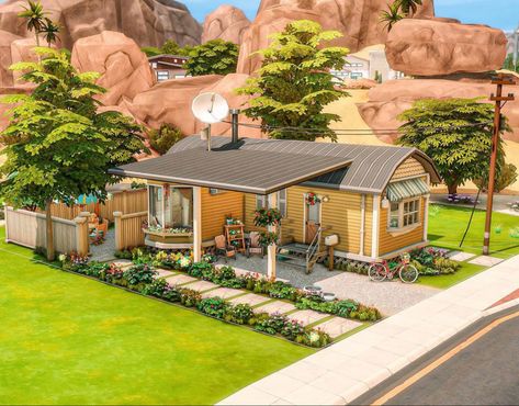 Sims 4 Oasis Springs Starter Home, Sims 4 15x20 House, Unique Sims 4 Houses, Sims 4 Trailer House, Sims 4 Oasis Springs House, Oasis Springs House, Sims 4 Garden Ideas, Sims 4 Landscaping Ideas, Sims 4 Tiny Living