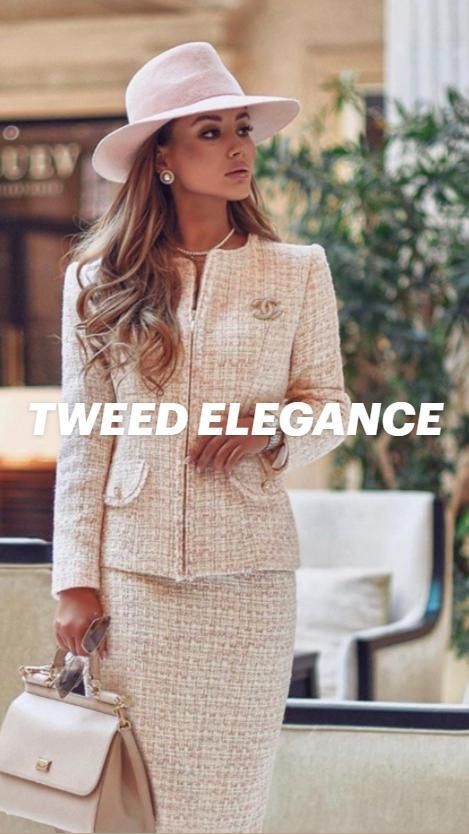 Chanel Suits For Women, Tweed Suit Women, Women Suits Wedding, Classy Skirts, If I Was A, Ladies Day Dresses, Creative Clothes, Classy Outfits For Women, Stylish Wedding Dresses