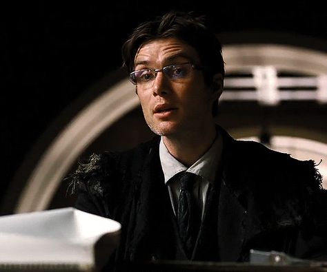 Jonathan Crane Gif, Jonathan Crane Cillian Murphy, Crane Batman, Dr Crane, Batman Scarecrow, Dr Jonathan Crane, Jonathan Crane, Cillian Murphy Peaky Blinders, Batman Begins