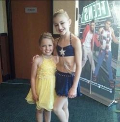 Chloe Dance Moms, Dance Moms Chloe Lukasiak, Abby Lee Dance Company, Pyramid Song, Dance Moms Chloe, Dance Moms Dancers, Dance Mums, Chloe Lukasiak, Mom Photos